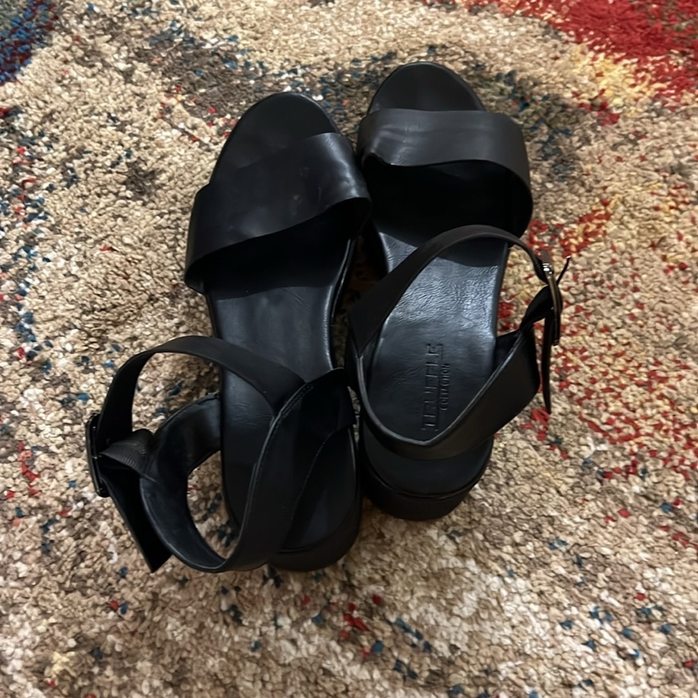 Nasty Gal Big You Up Platform Sandals - Picture 5 of 11
